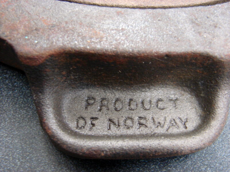 JØTUL Cast Iron Heart No 6 Pizzelle Cookie Press Jotul Norway Waffle Iron w/ Base, Moose-R-Us.Com Antiques Collectibles Log Cabin Decor