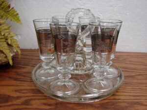 Vintage Gorgeous LE Smith Glass Quintec Pedestal Cake Stand Display, Moose-R-Us.Com Antiques Collectibles Log Cabin Decor