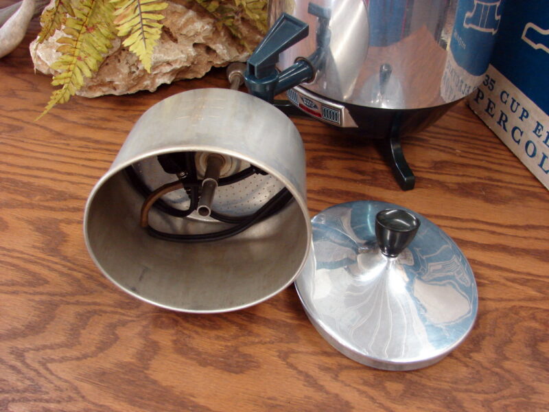 Vintage Mirro Matic Metallic Box 36 Cup Automatic Electric Coffee Percolator 0476 Rocket, Moose-R-Us.Com Antiques Collectibles Log Cabin Decor