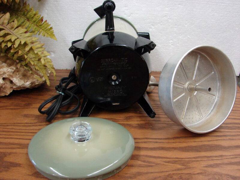 Vintage MIRRO-MATIC 22 Cup Automatic Electric Coffee Percolator Avocado Fade, Moose-R-Us.Com Antiques Collectibles Log Cabin Decor