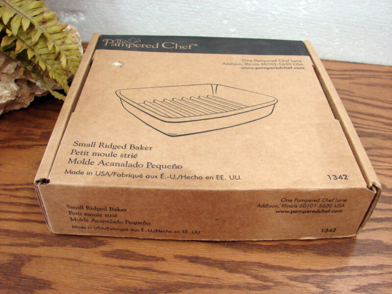 Brand New Pampered Chef Stoneware #1342 Small Ridged Baker in Box, Moose-R-Us.Com Antiques Collectibles Log Cabin Decor