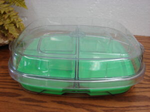 Preowned Pampered Chef Cool and Serve Square Tray #2292