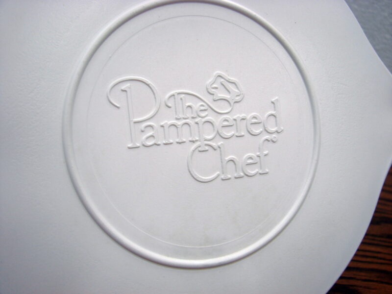 Pampered Chef Glass w/ Lid 8 Cup 2 Quart Batter Bowl Measuring Cup, Moose-R-Us.Com Antiques Collectibles Log Cabin Decor