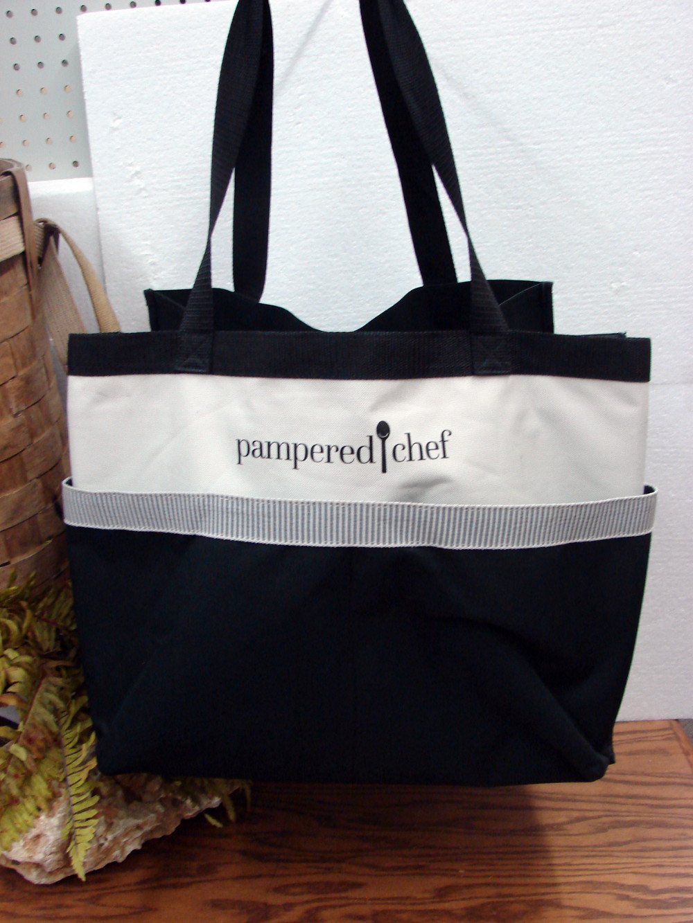Preowned Pampered Chef Large Canvas Consultant Tote Bag 17 x 14 x 9