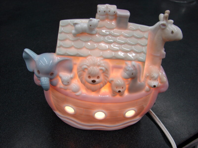 Vintage Precious Moments Night Light Noah&#8217;s Ark w/ Animals, Moose-R-Us.Com Antiques Collectibles Log Cabin Decor