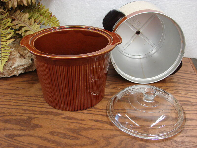 3.5 Quart Rival 3150 Crock Pot Slow Cooker Server 3 Part Tested Works, Moose-R-Us.Com Antiques Collectibles Log Cabin Decor