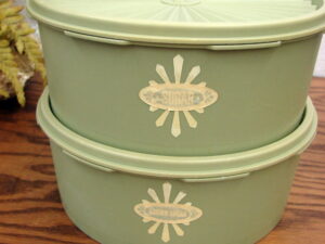 Set/2 Vintage Tupperware Servalier #1204 Avocado Green