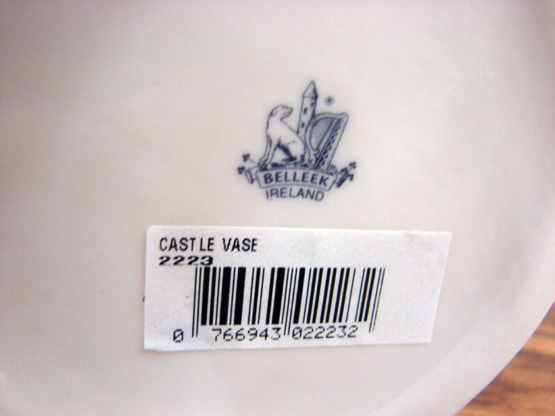 Brand New Belleek Shamrock China Ireland Castle Vase and 5&#215;7 Frame, Moose-R-Us.Com Antiques Collectibles Log Cabin Decor