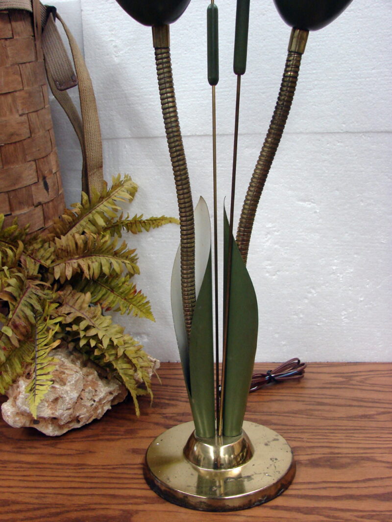 Vintage Green Enamel Double Gooseneck Adjustable Cattail and Calla Lilly Desk Lamp, Moose-R-Us.Com Antiques Collectibles Log Cabin Decor