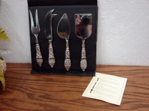 Set/4 Brand New Heavy Duty Stainless Cheese Serving Knives