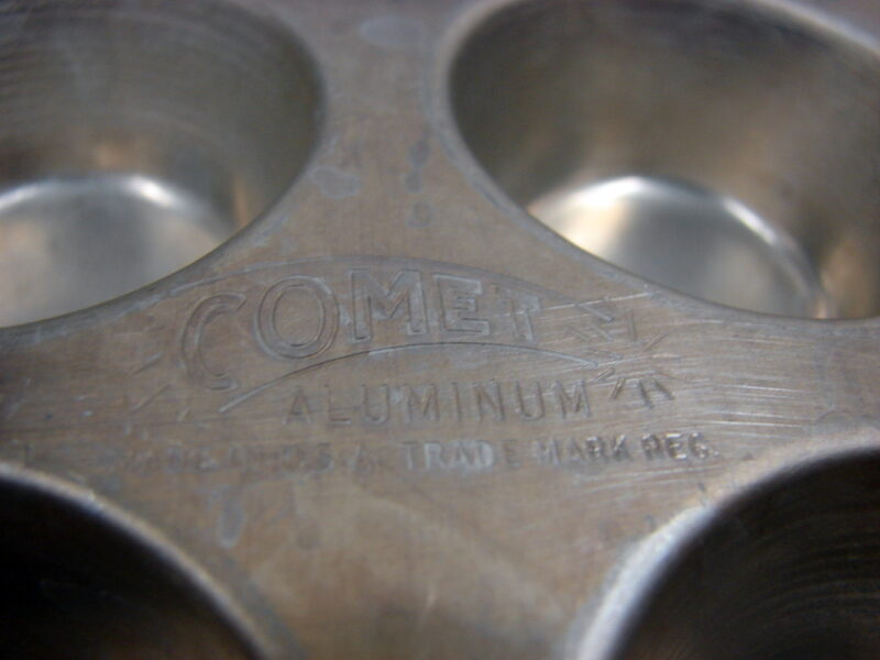 Vintage MCM Comet Aluminum Mini Muffin Candy Pans Set/4 12 Muffins per Pan, Moose-R-Us.Com Antiques Collectibles Log Cabin Decor