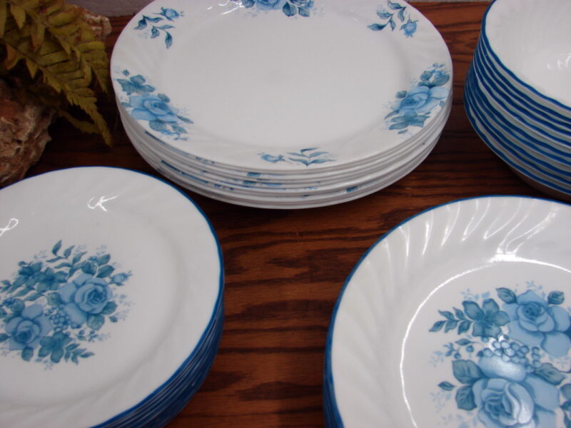 60 pc 10 Place Setting Corning Corelle Blue Velvet Rose Dinnerware Set, Moose-R-Us.Com Antiques Collectibles Log Cabin Decor