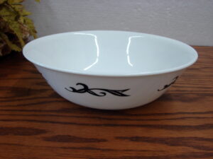 Corning Ware Corelle Lyrics Black Pattern Serving Bowl 8"