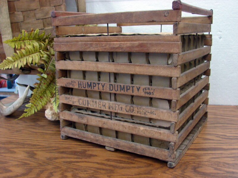 Antique Wood Slat Humpty Dumpty Egg Crate w/ Cardboard Dividers - Image 2
