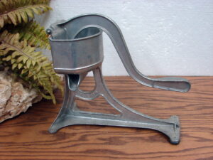 Vintage Sunkist Lemon Juicer Aluminum Handheld Squeezer USA, Moose-R-Us.Com Antiques Collectibles Log Cabin Decor