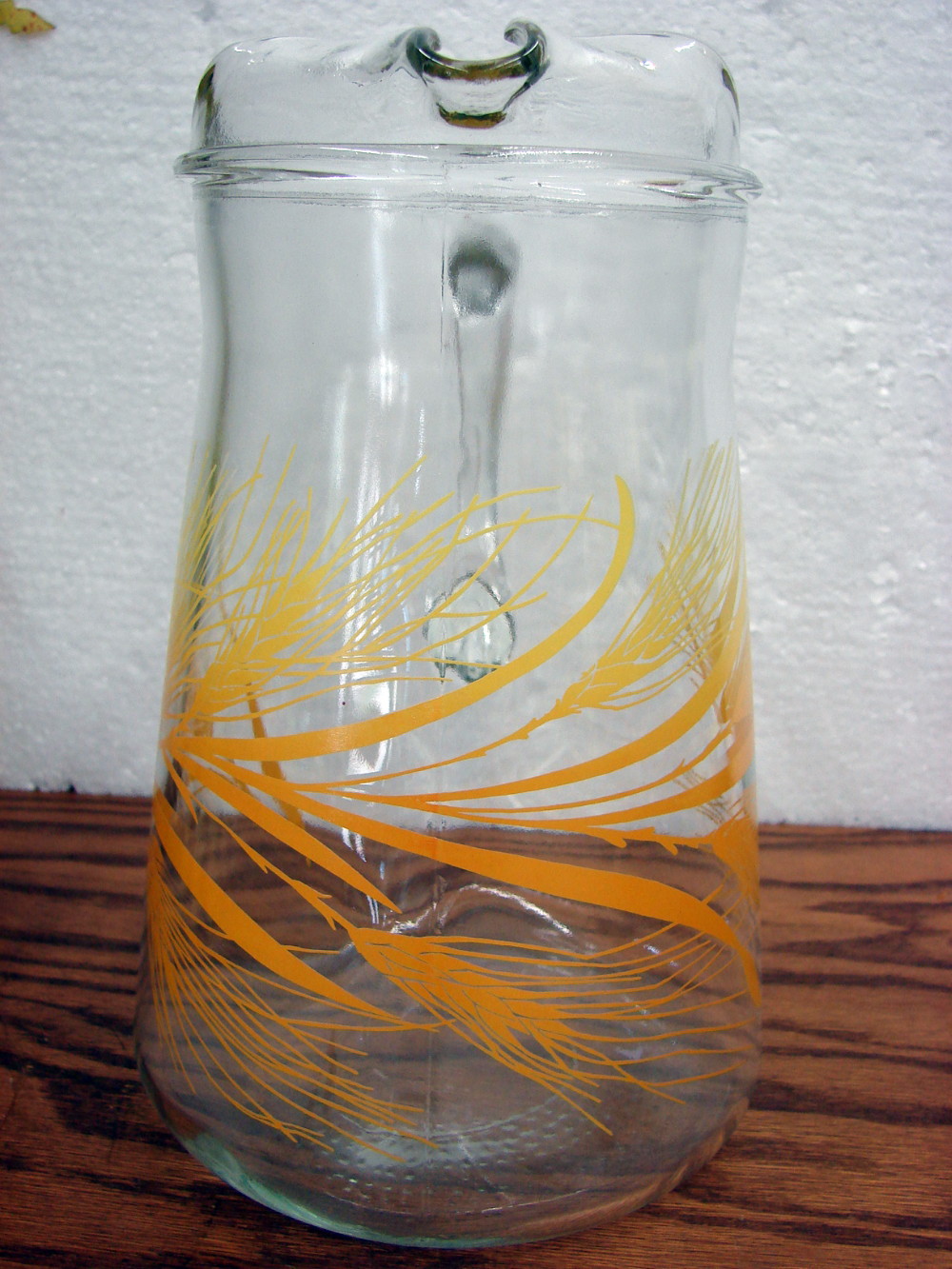 Vintage Libbey Golden Harvest Wheat 72 oz Pitcher w/ Ice Lip Heavy Duty - Image 2