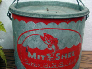 Vintage Fishing Metal Oval Deshler Mail Box Bait Minnow Bucket 2 Part, Moose-R-Us.Com Antiques Collectibles Log Cabin Decor