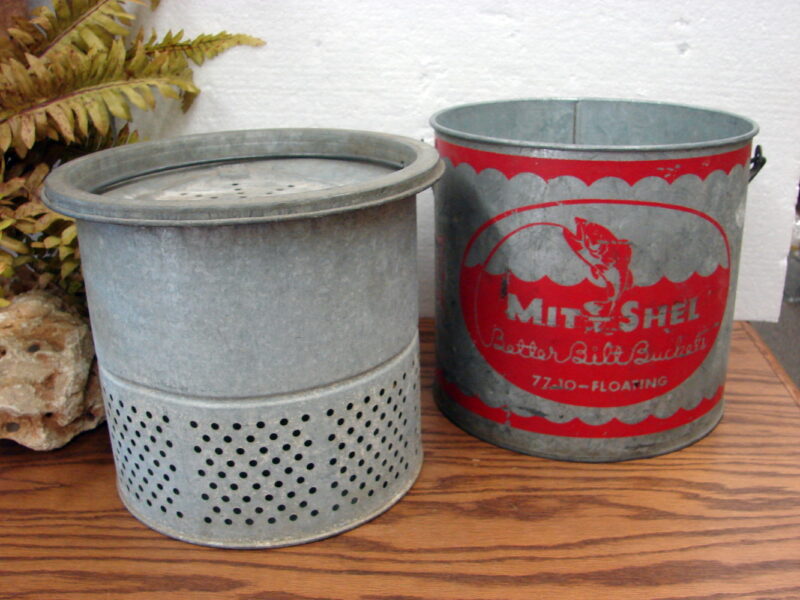 Vintage Galvanized Tin Mit-Shel Floating Minnow Bucket Red Graphics Better Bilt 77-10, Moose-R-Us.Com Antiques Collectibles Log Cabin Decor