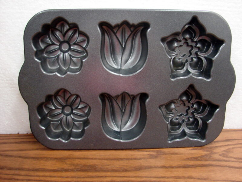 Nordic Ware Multi Mini Cake Pan Floral Bouquet Flowers for Easter Spring Bridal, Moose-R-Us.Com Antiques Collectibles Log Cabin Decor