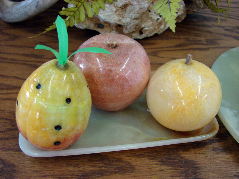 14 pc Vintage Onyx Alabaster Mexico Italy Fruit with Plates and Trays, Moose-R-Us.Com Antiques Collectibles Log Cabin Decor