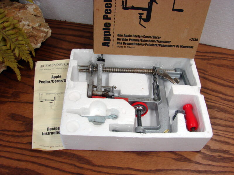 Pampered Chef #2430 Apple Peeler Corer Slicer Baking Canning, Moose-R-Us.Com Antiques Collectibles Log Cabin Decor