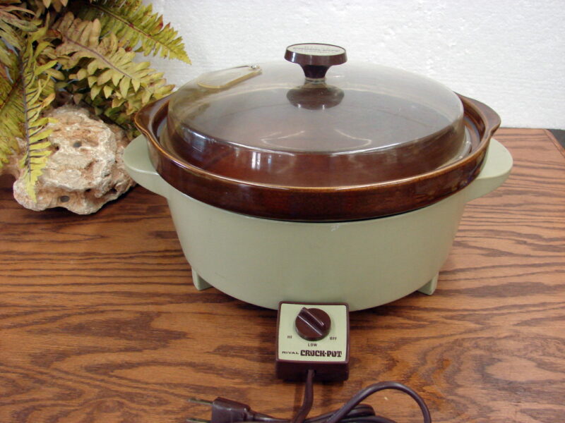 Rival Avocado Green 3500 Crock Pot Slow Cooker Server 3 Part Tested Works, Moose-R-Us.Com Antiques Collectibles Log Cabin Decor