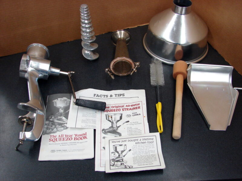 Vintage The Original All Metal Squeezo III Strainer Juicer Garden Way Hand Crank, Moose-R-Us.Com Antiques Collectibles Log Cabin Decor