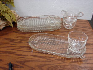 Anchor Hocking Savannah Clear Glass Pitcher Embossed Rose Flower, Moose-R-Us.Com Antiques Collectibles Log Cabin Decor