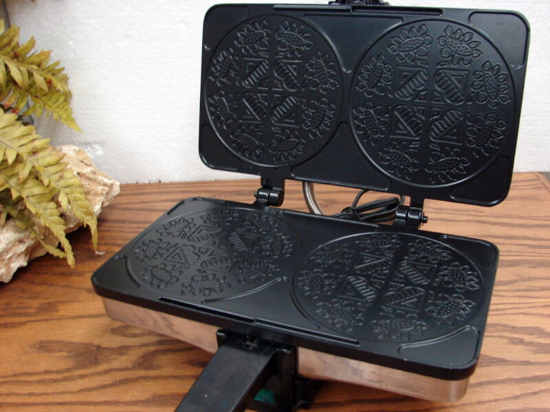 Scandinavian Electric Non Stick Krumkake Cookies Iron Bethany Housewares USA, Moose-R-Us.Com Antiques Collectibles Log Cabin Decor