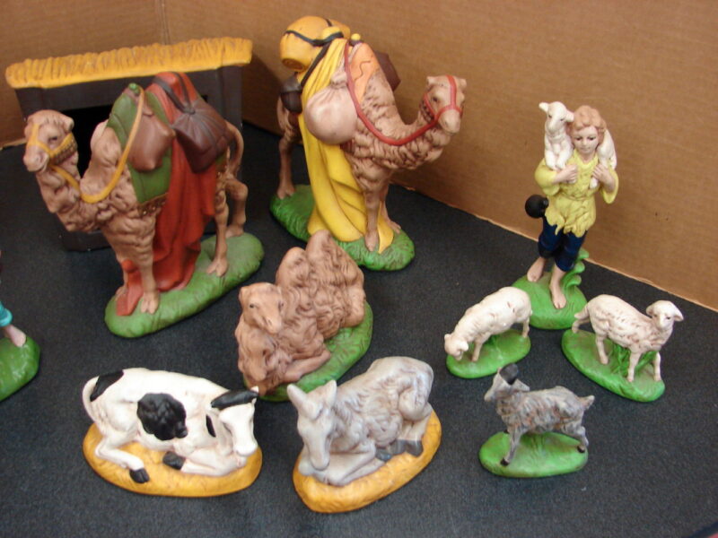 17 pc Vintage Atlantic Mold Ceramic Nativity Wise Men Angel Stables Camel Sheep Goat Cow, Moose-R-Us.Com Antiques Collectibles Log Cabin Decor