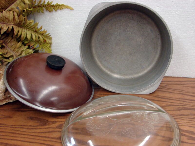 Vintage Club Aluminum Hammercraft Round Roaster Dutch Oven 2 Lids Floral Glass, Moose-R-Us.Com Antiques Collectibles Log Cabin Decor