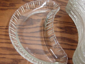 Vintage Jeannette Glass Doric Clover Divided Dish Pink Peach, Moose-R-Us.Com Antiques Collectibles Log Cabin Decor