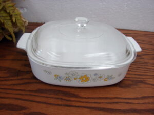 Vintage Corning Ware USA Floral Bouquet Yellow Blue Daisy Corning A-8 Casserole w/ Lid