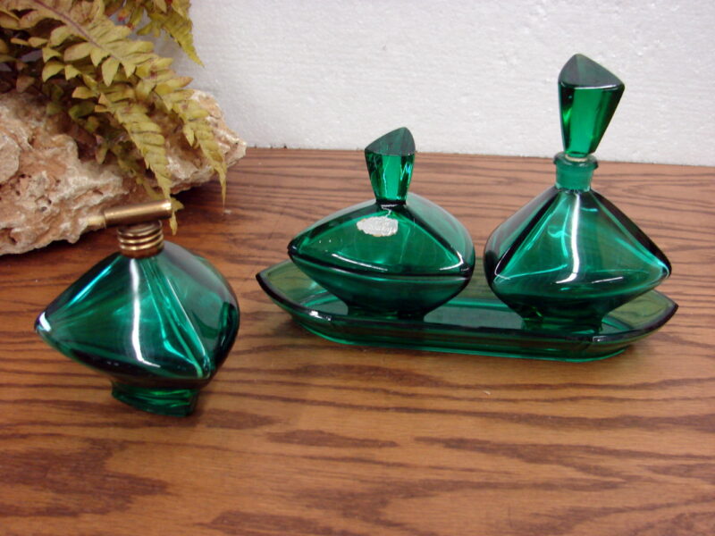 Vintage 4 pc Emerald Green Art Glass Echt Kristall Perfume Vanity Set Tray 3 Bottles, Moose-R-Us.Com Antiques Collectibles Log Cabin Decor