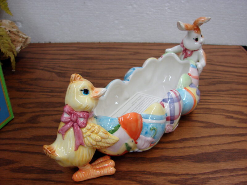 Fitz and Floyd Eggscapades Easter Themed Centerpiece Chick Bunny Egg Bowl, Moose-R-Us.Com Antiques Collectibles Log Cabin Decor