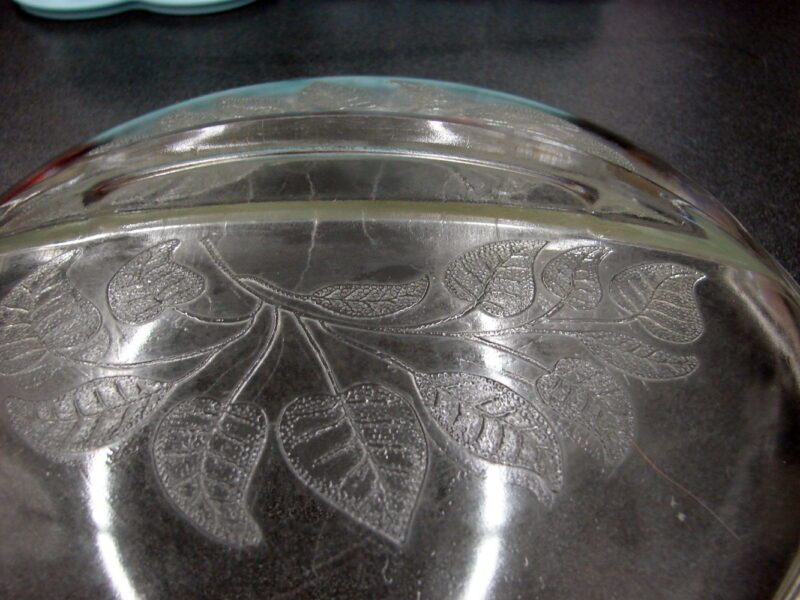 Vintage Round Glass Etched Leaf Lid for Hammercraft Club Aluminum Roaster, Moose-R-Us.Com Antiques Collectibles Log Cabin Decor
