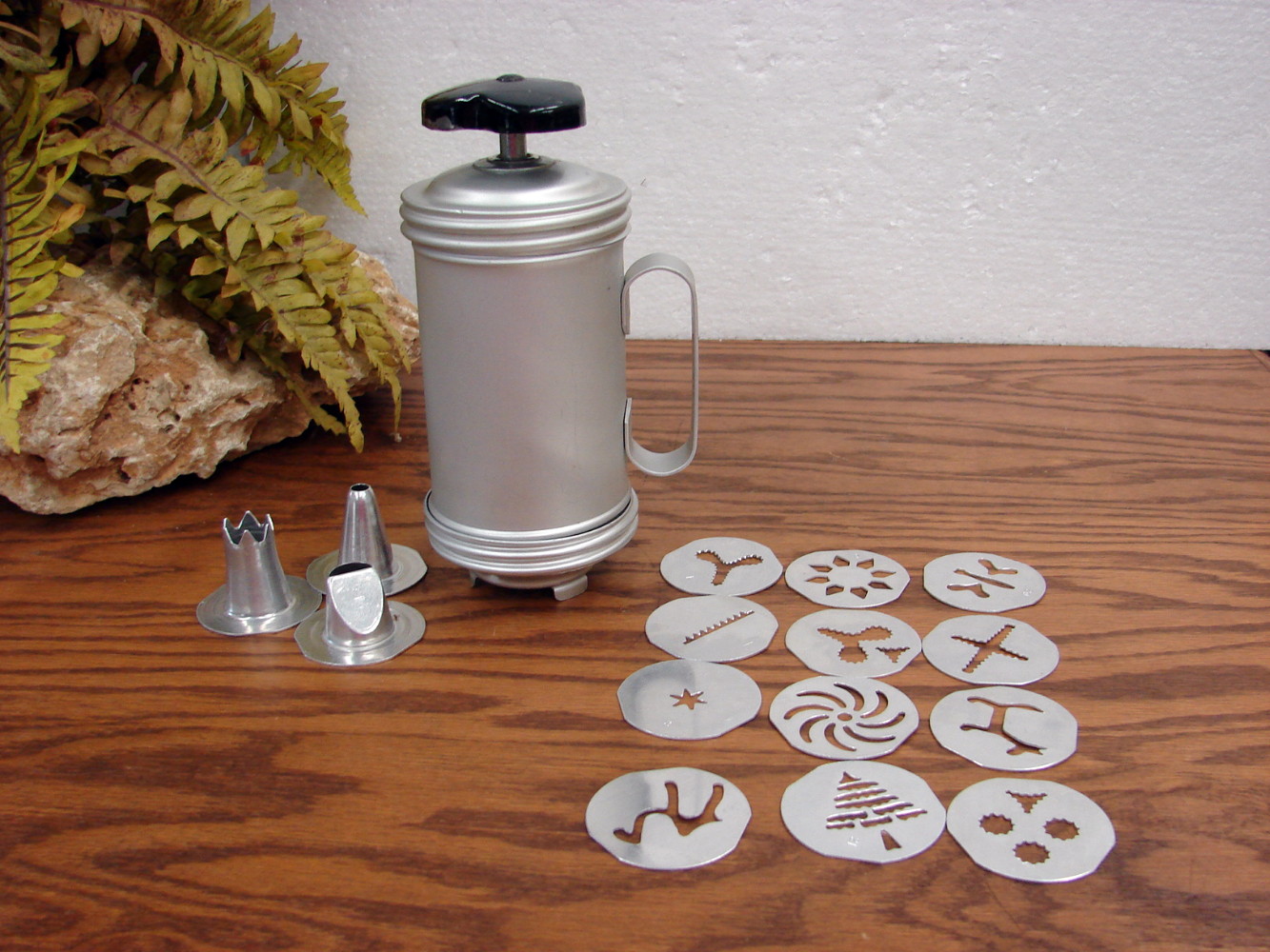 Complete Vintage Original Mirro #358 Cookie Cooky Press Fat Reservoir Side Handle Black Accents