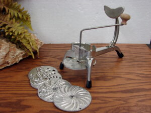 Vintage Mid Century Warmer Tray Warm-O-Tray Buffet Electric Serving Board, Moose-R-Us.Com Antiques Collectibles Log Cabin Decor