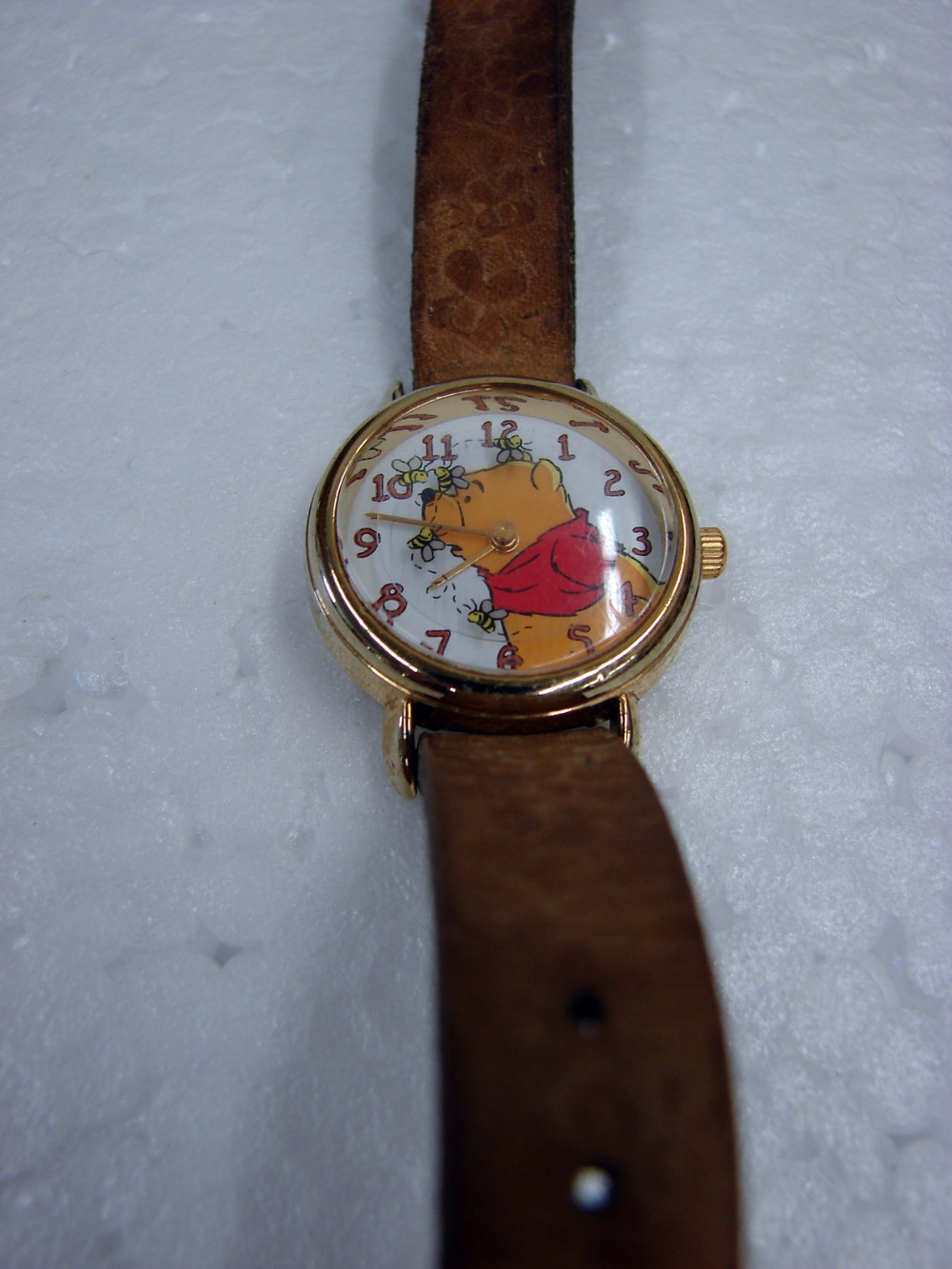 Vintage Timex Winnie the Pooh Watch Bee Seconds Hand - Image 3