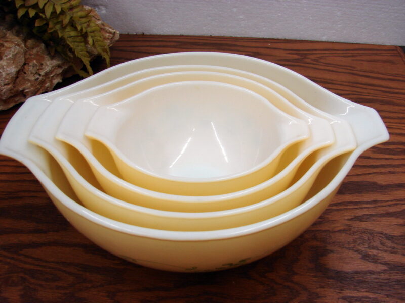 Vintage Pyrex Shenandoah Cinderella Nesting Mixing Bowl Set of 4 Yellow 441-444, Moose-R-Us.Com Antiques Collectibles Log Cabin Decor