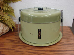 Vintage Harvest Gold Chilton 30 Cup Squat Space Saver Coffee Pot Percolator Box, Moose-R-Us.Com Antiques Collectibles Log Cabin Decor