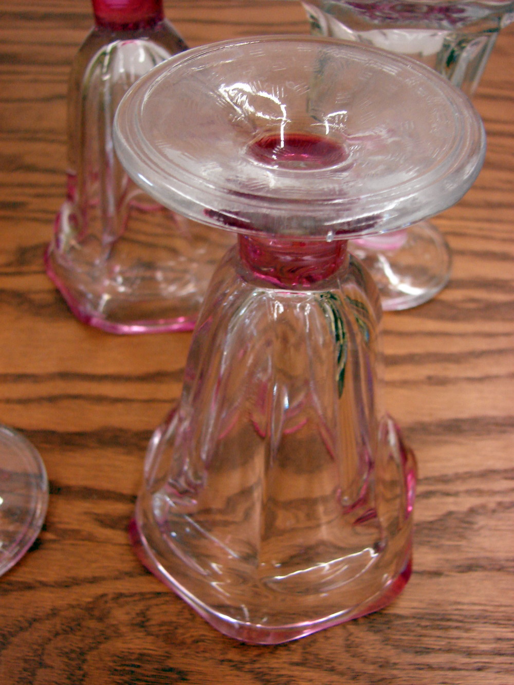 Vintage Style Ice Cream Sundae Dish Glasses Set/8 Pink Tint Banded - Image 3