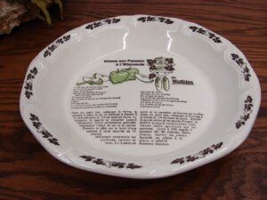 Vintage Watkins Recipe Pie Plate German Apple Cake Printed in French #6490