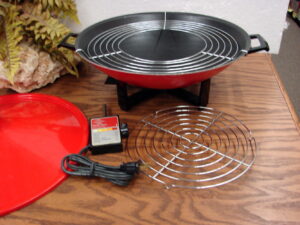 Vintage West Bend Non-Stick Electric Wok Skillet Grill Model #5109 Red