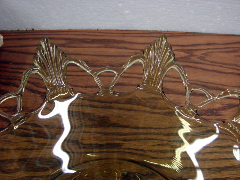 Vintage 1970's  Westmoreland Glass Ring & Petal Avocado Green Footed Bowl - Image 2
