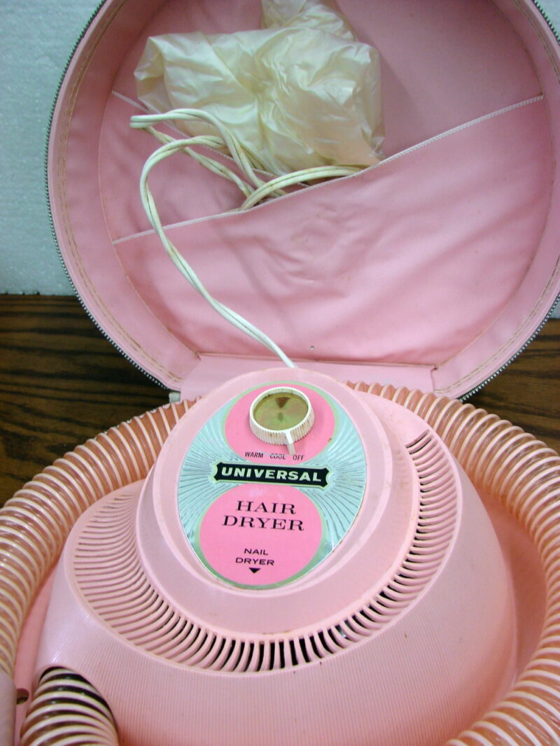 Vintage MCM GE Universal Pink Bonnet Hair Dryer Fingernail Polish Dryer w/ Case - Image 2