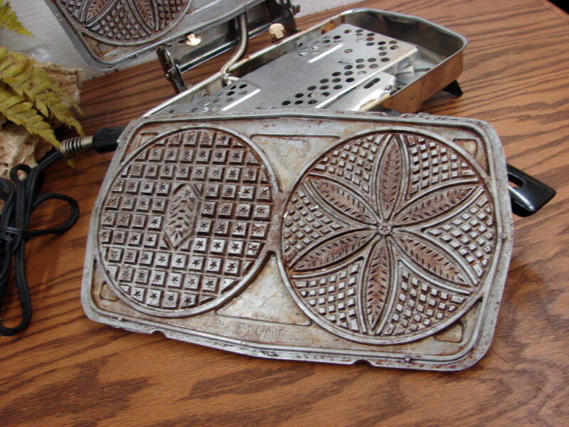 Vintage Chrome Black Angus Krumkake Pizzelle Sandwich Maker 920 Removable Plates, Moose-R-Us.Com Antiques Collectibles Log Cabin Decor