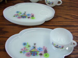 Two Vintage Federal Glass Company Hospitality Snack Set 8 Cups 8 Plates, Moose-R-Us.Com Antiques Collectibles Log Cabin Decor