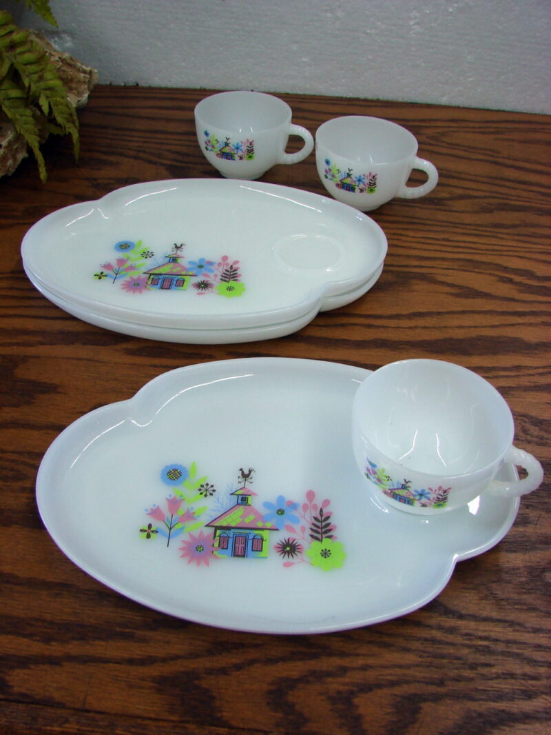Vintage Federal Glass Milk Glass Chalet Cottage 6 Pc Snack Set, Moose-R-Us.Com Antiques Collectibles Log Cabin Decor