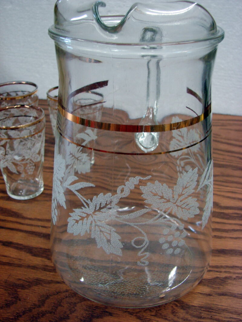 Vintage Grape Vine Frosted Etched Pitcher Ice Lip 4 Glasses Bartlett Collins, Moose-R-Us.Com Antiques Collectibles Log Cabin Decor